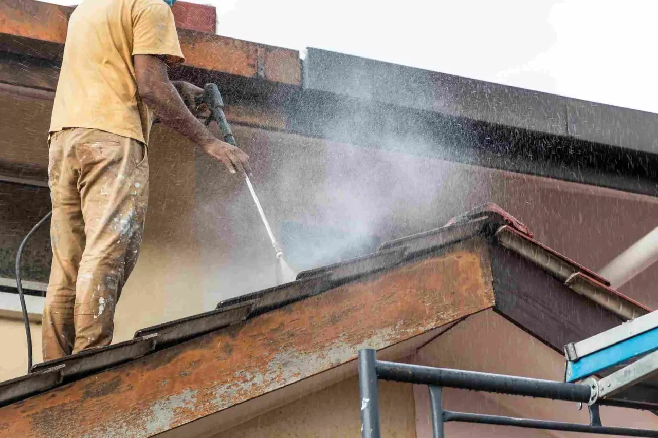 Roof Washing